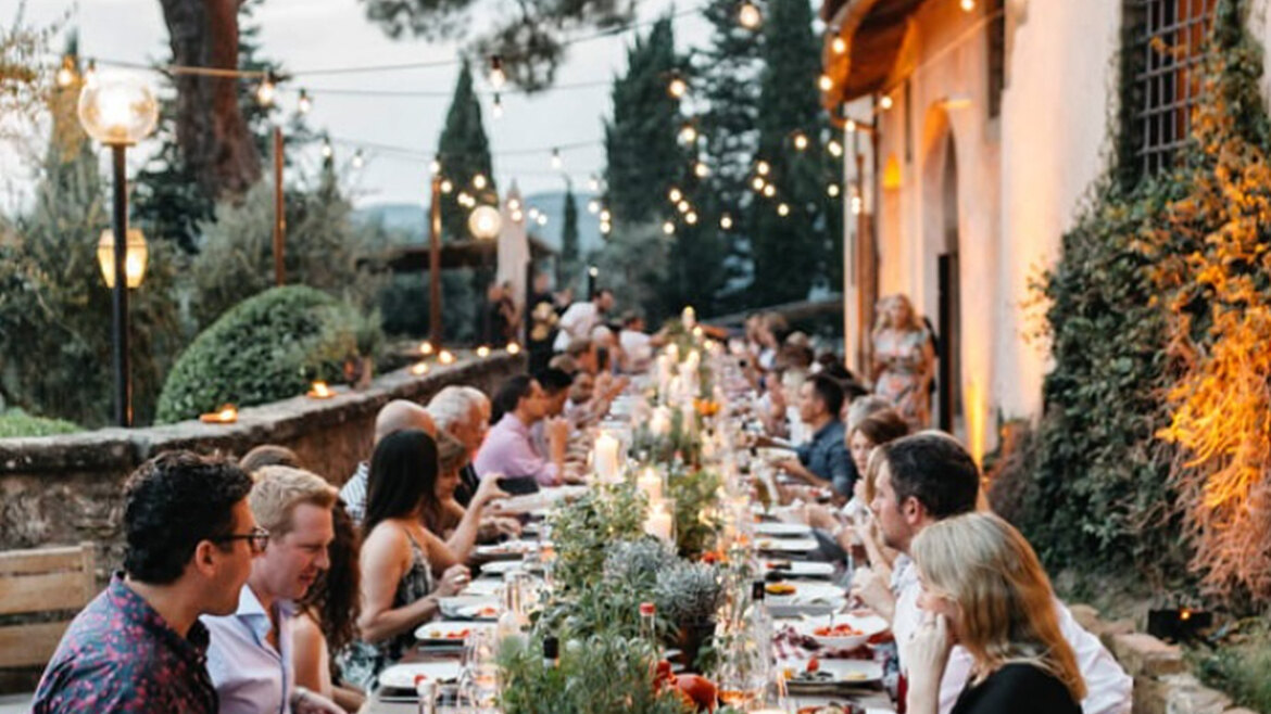 Beleef een Italiaans diner in de kasteeltuin!