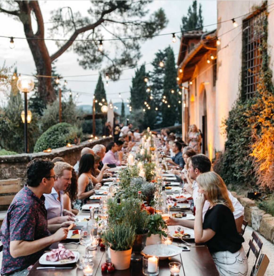 Beleef een Italiaans diner in de kasteeltuin! 