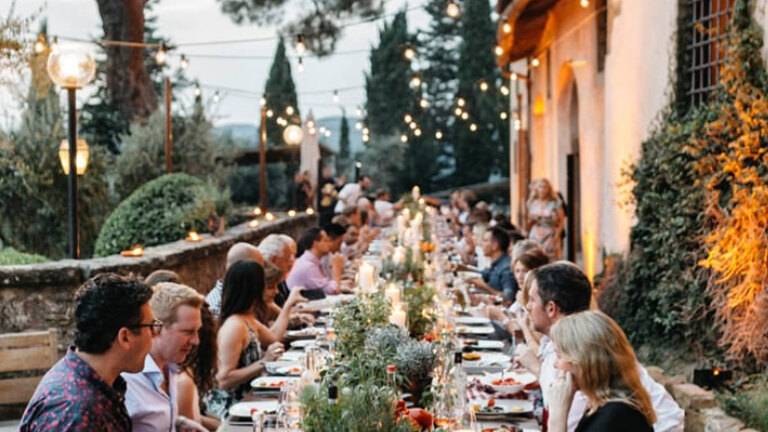 Beleef een Italiaans diner in de kasteeltuin! 